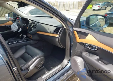 2021 Volvo Xc90 T6 Momentum 6 Passenger from USA, damaged, VIN YV4A221K8M1681676